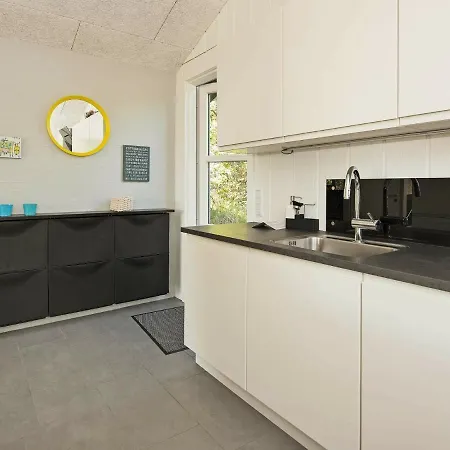 Nyaraló Two-bedroom Holiday In 27
